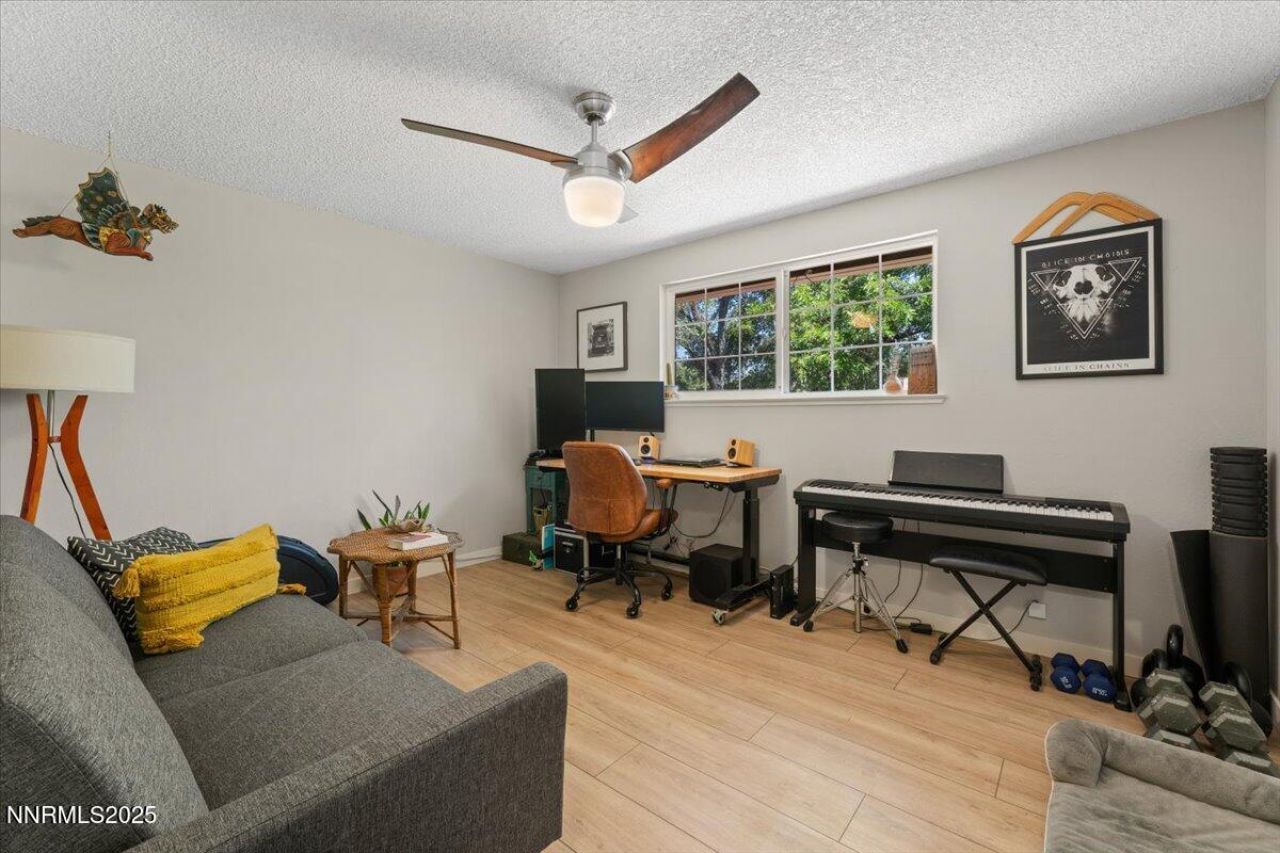 3040 Chavez Drive, Reno, NV 89502 Photo