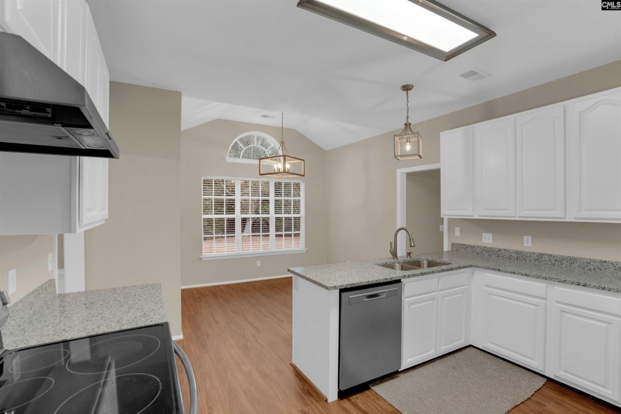 409 Ivy Green Lane Photo 8