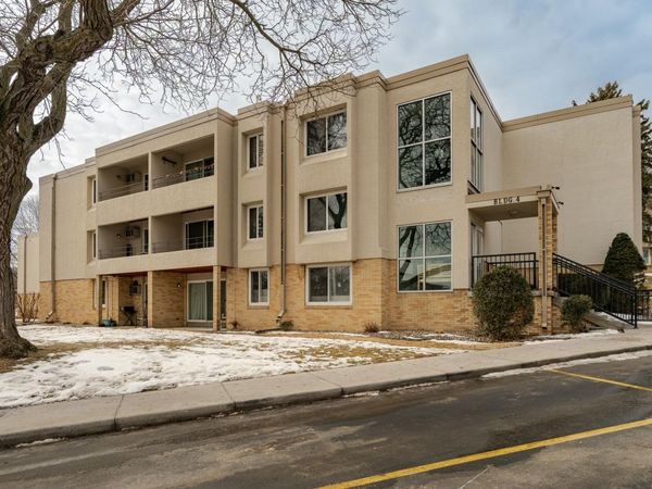 354 Elton Hills Drive NW, Unit 37, Rochester, MN 55901