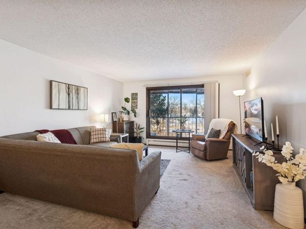 4710 58th Avenue N, Unit 201, Crystal, MN 55429