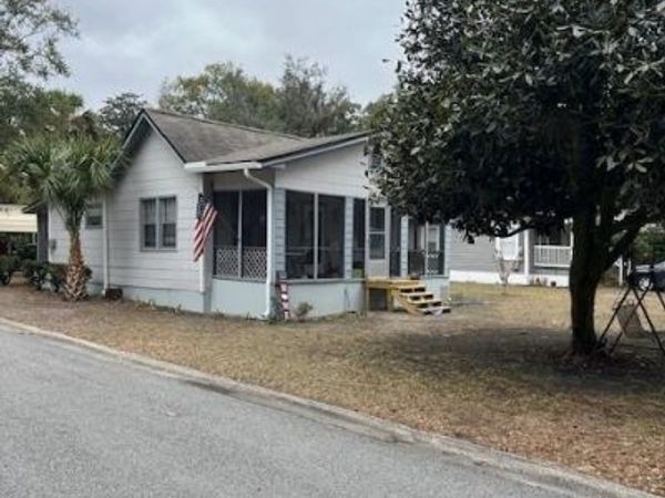 319 PINE Avenue S, Green Cove Springs, FL 32043