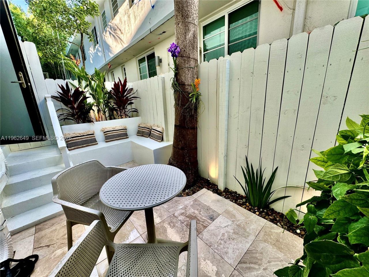 325 Meridian Ave, Unit 12, Miami Beach, FL 33139 Photo