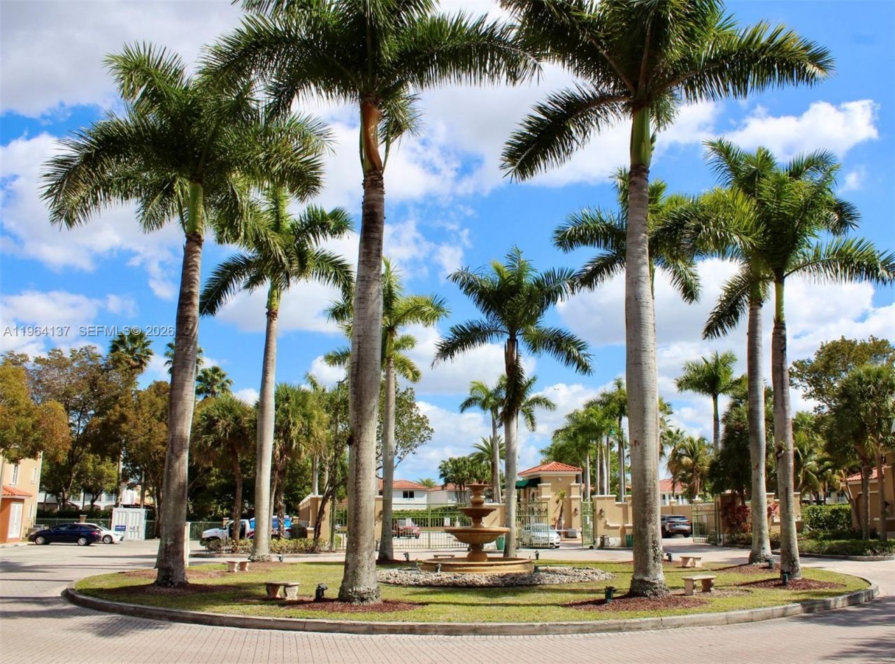 6440 NW 114th Ave, Unit 424, Doral, FL 33178 Photo