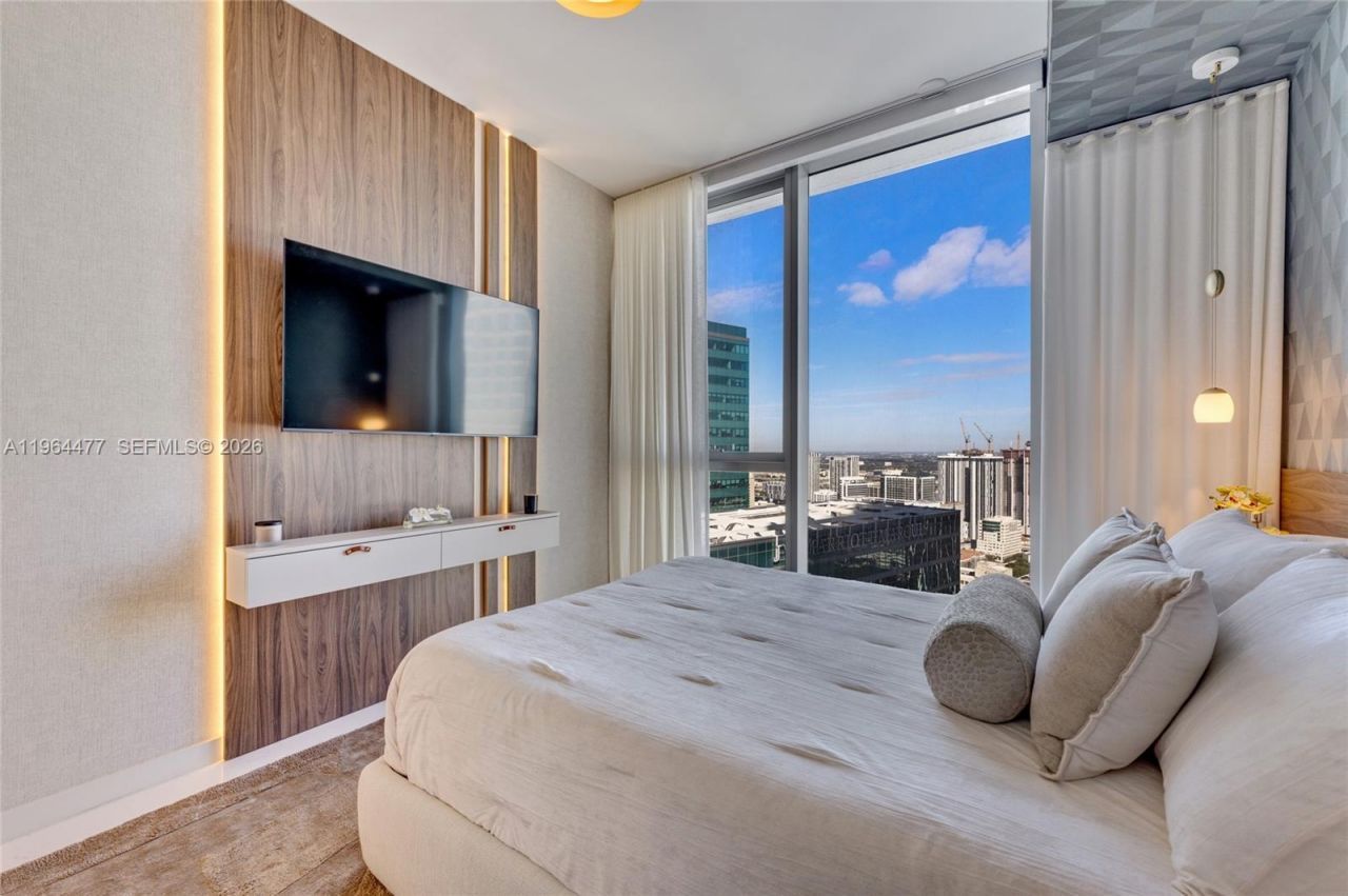 300 Biscayne Blvd Way, Unit 5008W, Miami, FL 33131 Photo