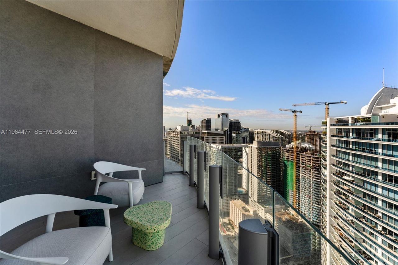 300 Biscayne Blvd Way, Unit 5008W, Miami, FL 33131 Photo