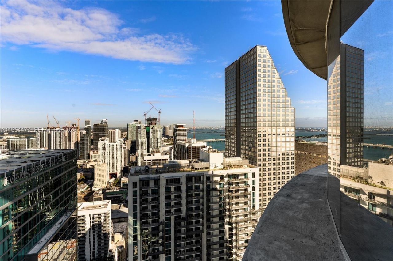 300 Biscayne Blvd Way, Unit 5008W, Miami, FL 33131 Photo