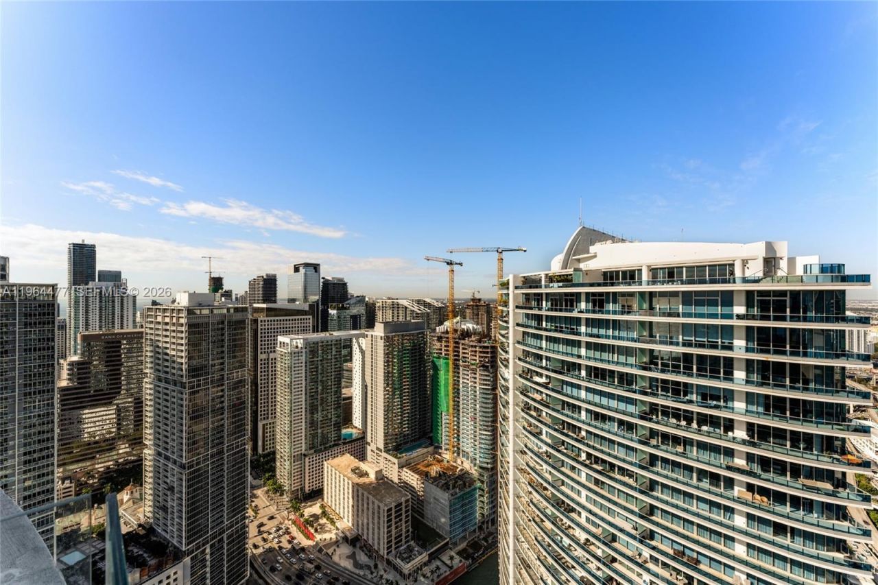 300 Biscayne Blvd Way, Unit 5008W, Miami, FL 33131 Photo