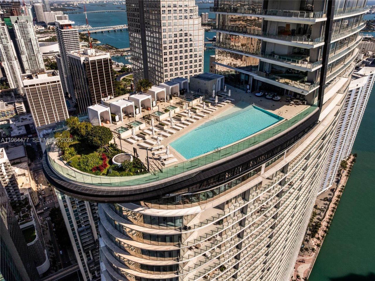 300 Biscayne Blvd Way, Unit 5008W, Miami, FL 33131 Photo