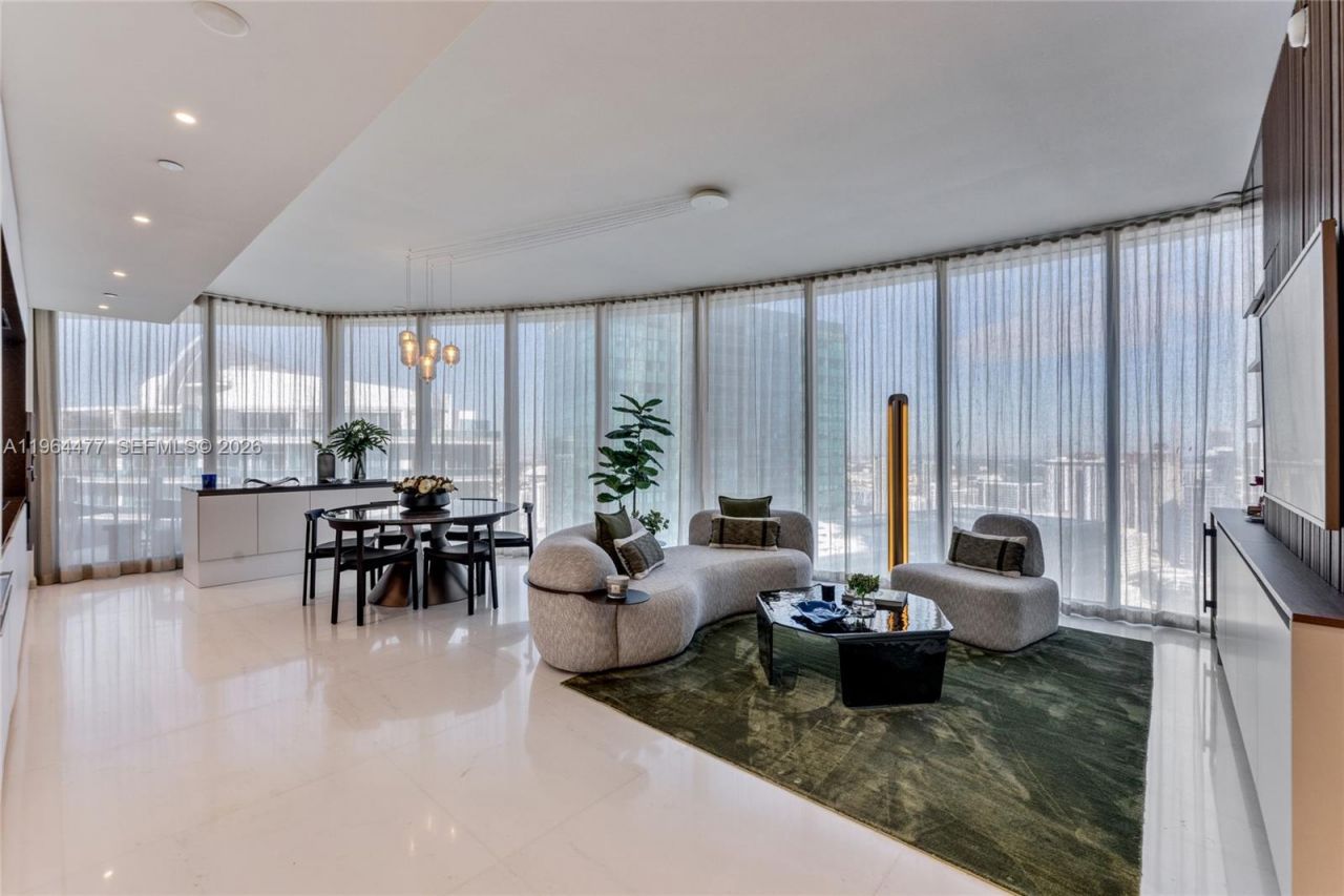 300 Biscayne Blvd Way, Unit 5008W, Miami, FL 33131 Photo