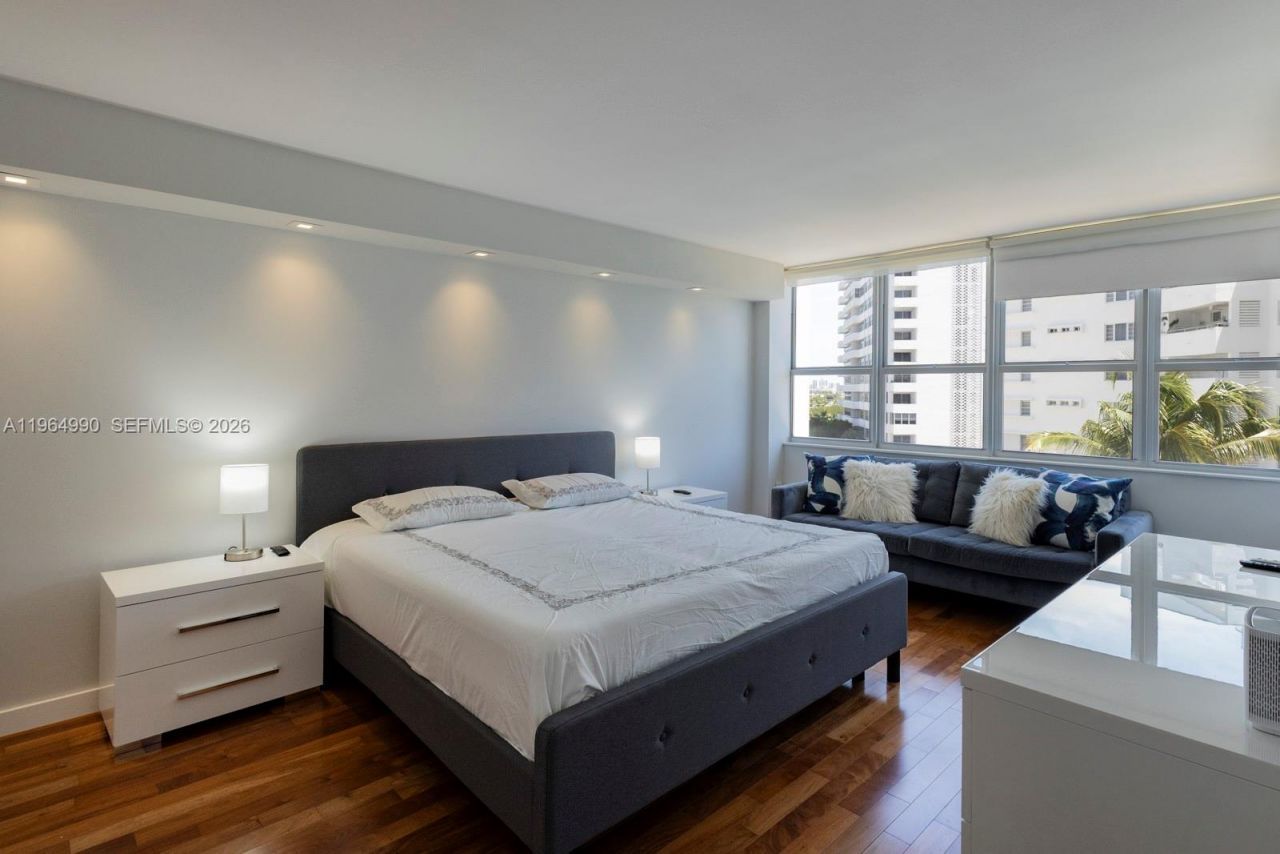 11 Island Ave, Unit 606, Miami Beach, FL 33139 Photo