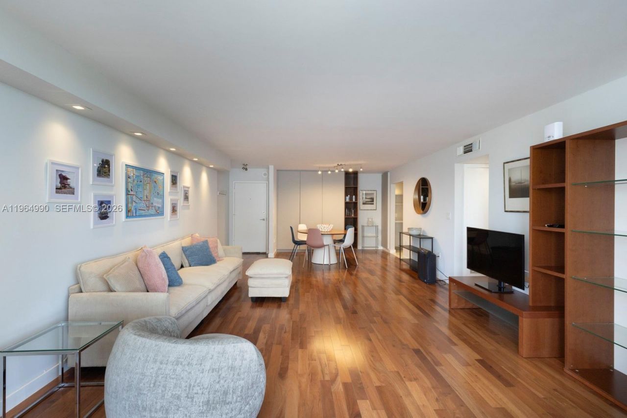 11 Island Ave, Unit 606, Miami Beach, FL 33139 Photo