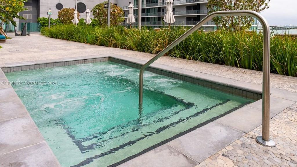 650 NE 32nd St , Unit 2105, Miami, FL 33137 Photo