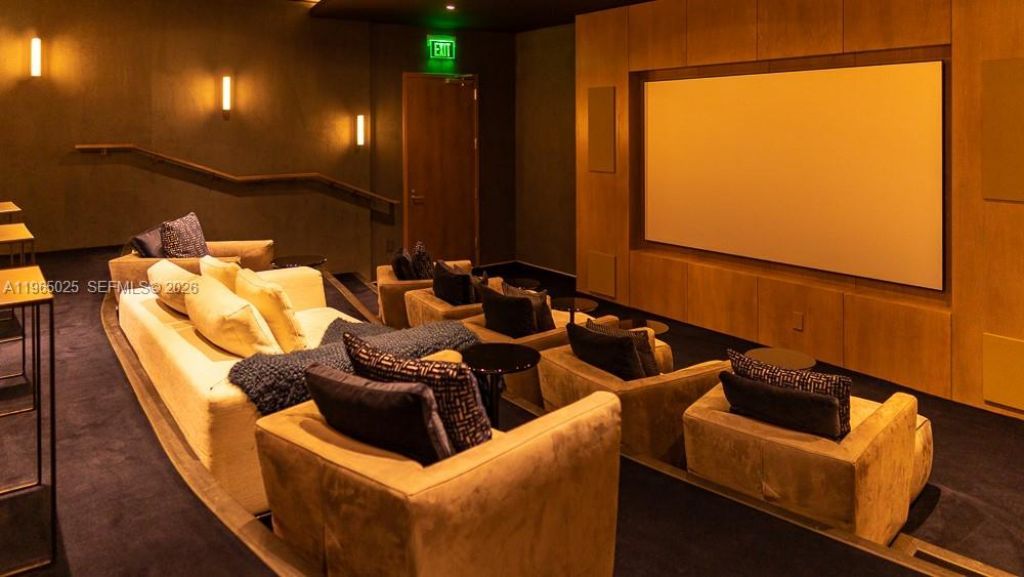 650 NE 32nd St , Unit 2105, Miami, FL 33137 Photo