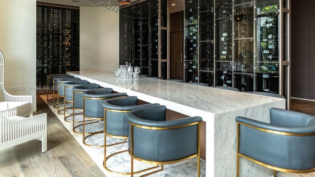 650 NE 32nd St , Unit 2105, Miami, FL 33137 Photo