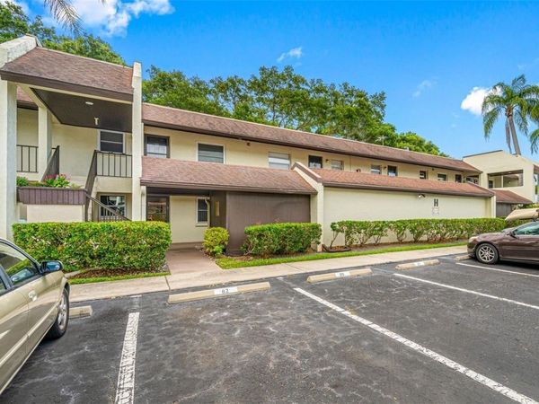 1100 E BAY DRIVE, Unit 82, LARGO, FL 33770