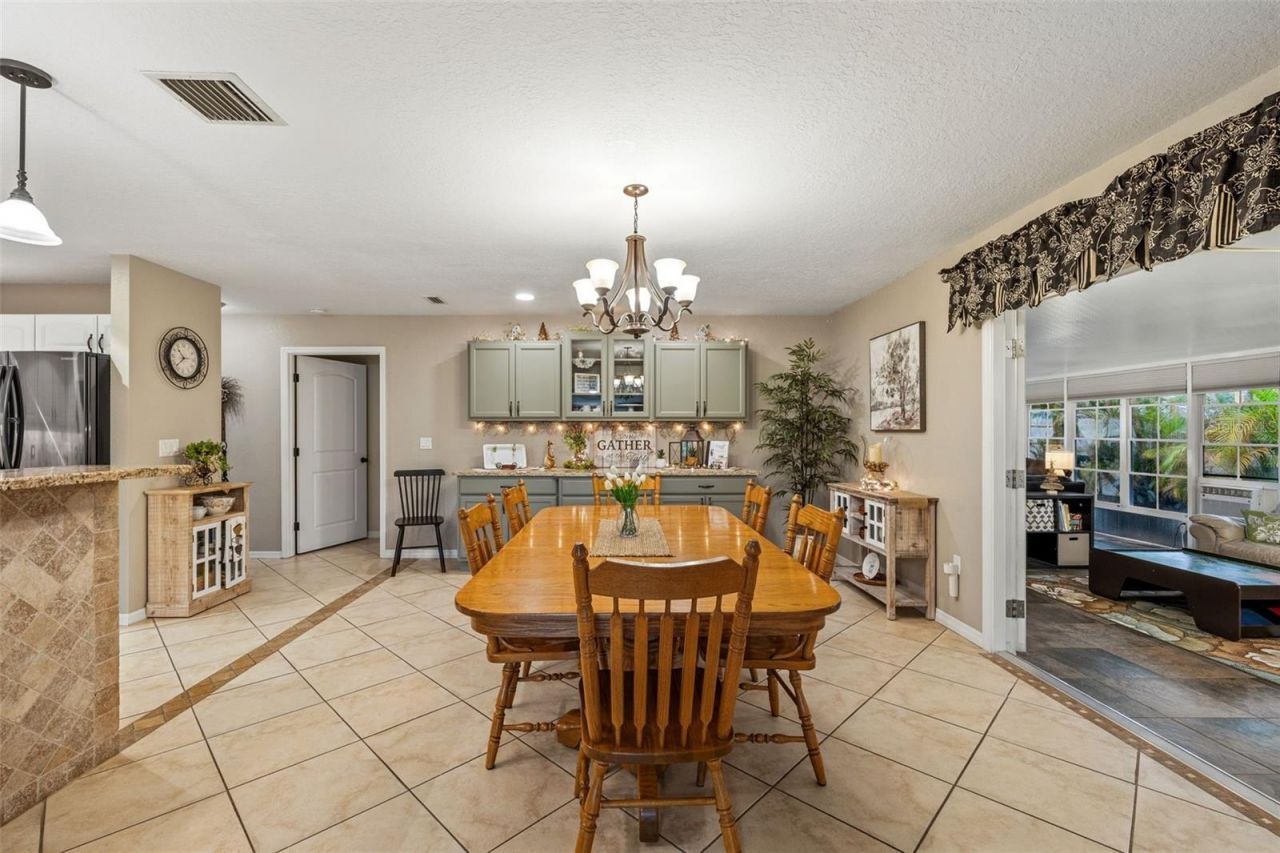 1024 Pattison Avenue, Sarasota, FL 34237 Photo