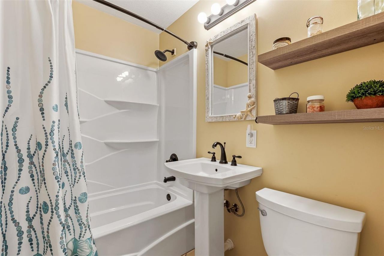 1024 Pattison Avenue, Sarasota, FL 34237 Photo