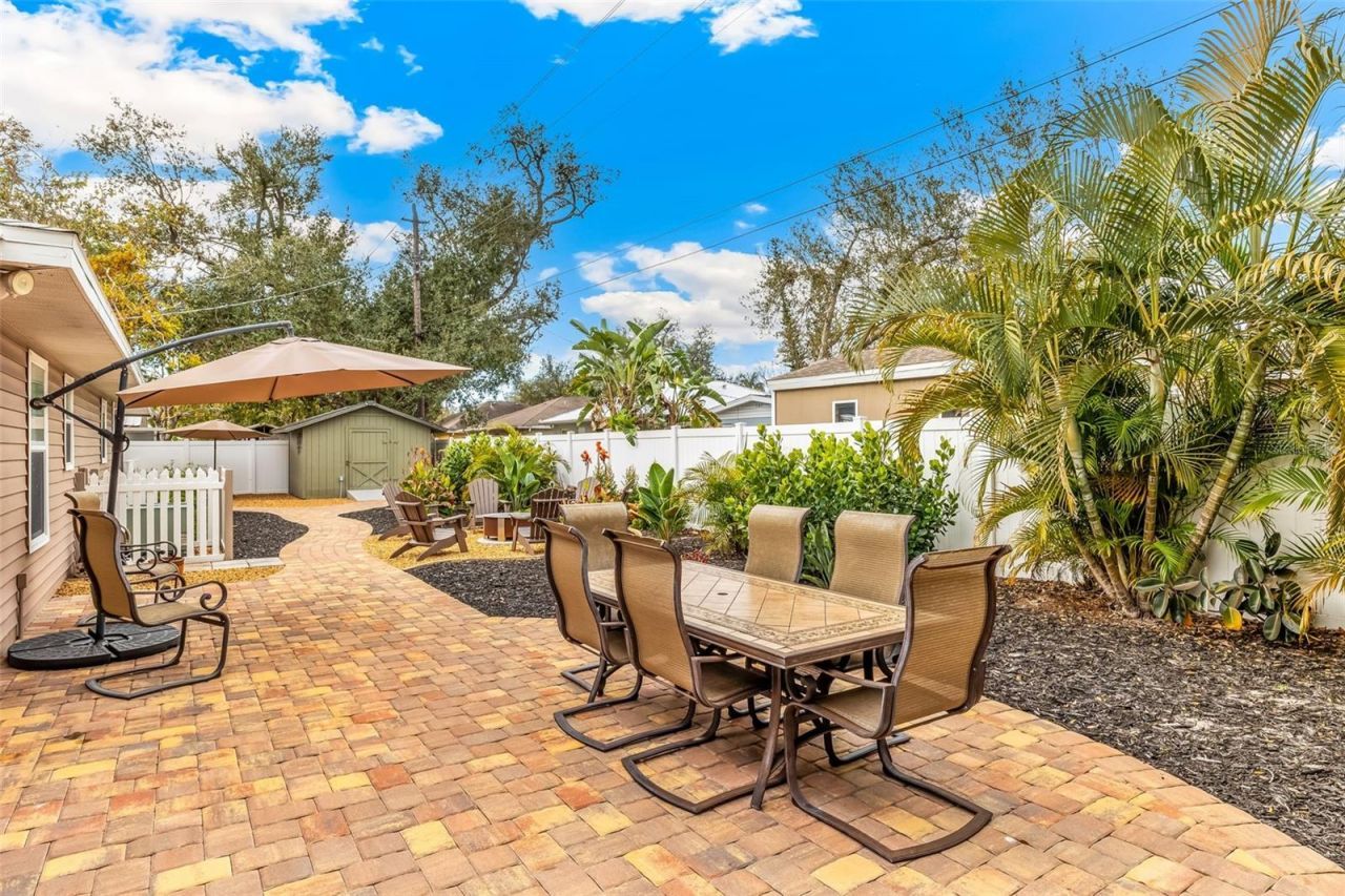 1024 Pattison Avenue, Sarasota, FL 34237 Photo