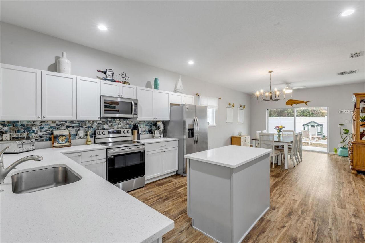 3330 Willow Oak Drive, Edgewater, FL 32141 Photo