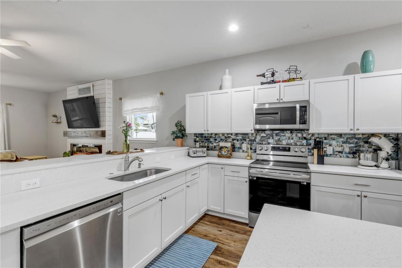 3330 Willow Oak Drive, Edgewater, FL 32141 Photo