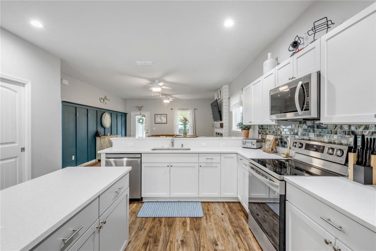 3330 Willow Oak Drive, Edgewater, FL 32141 Photo