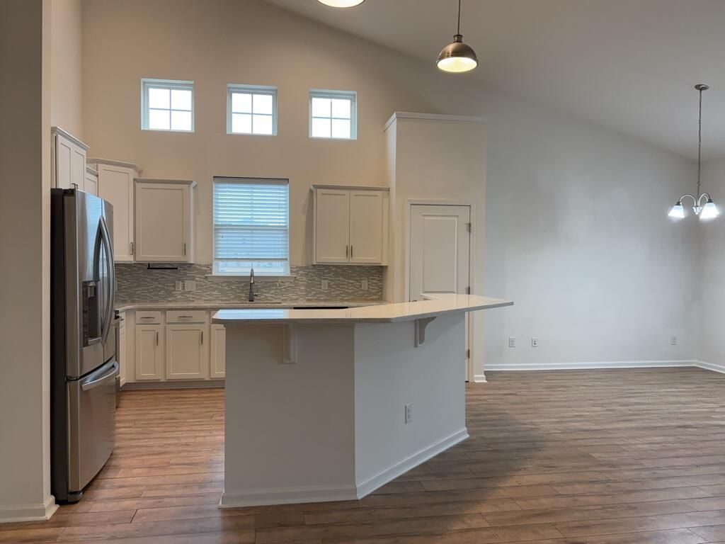 3084 Adventure Way Photo 6