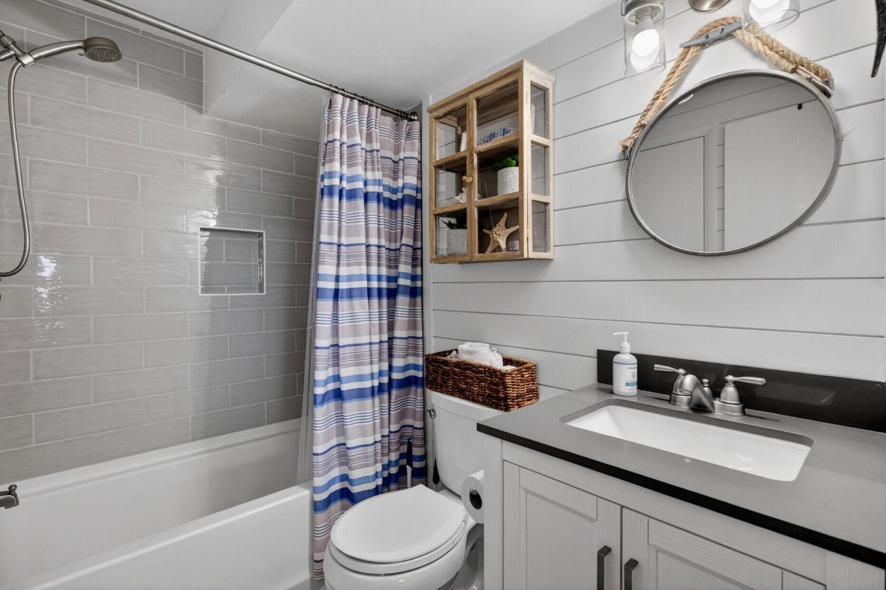 234 Driftwood Lane Photo 17