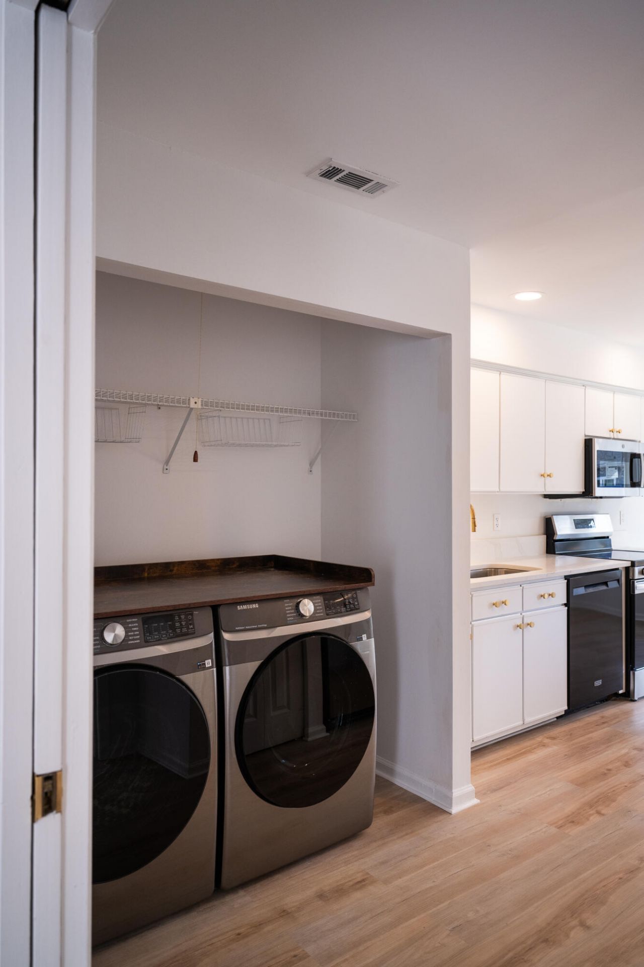 975 Harbor Oaks Drive Photo 20