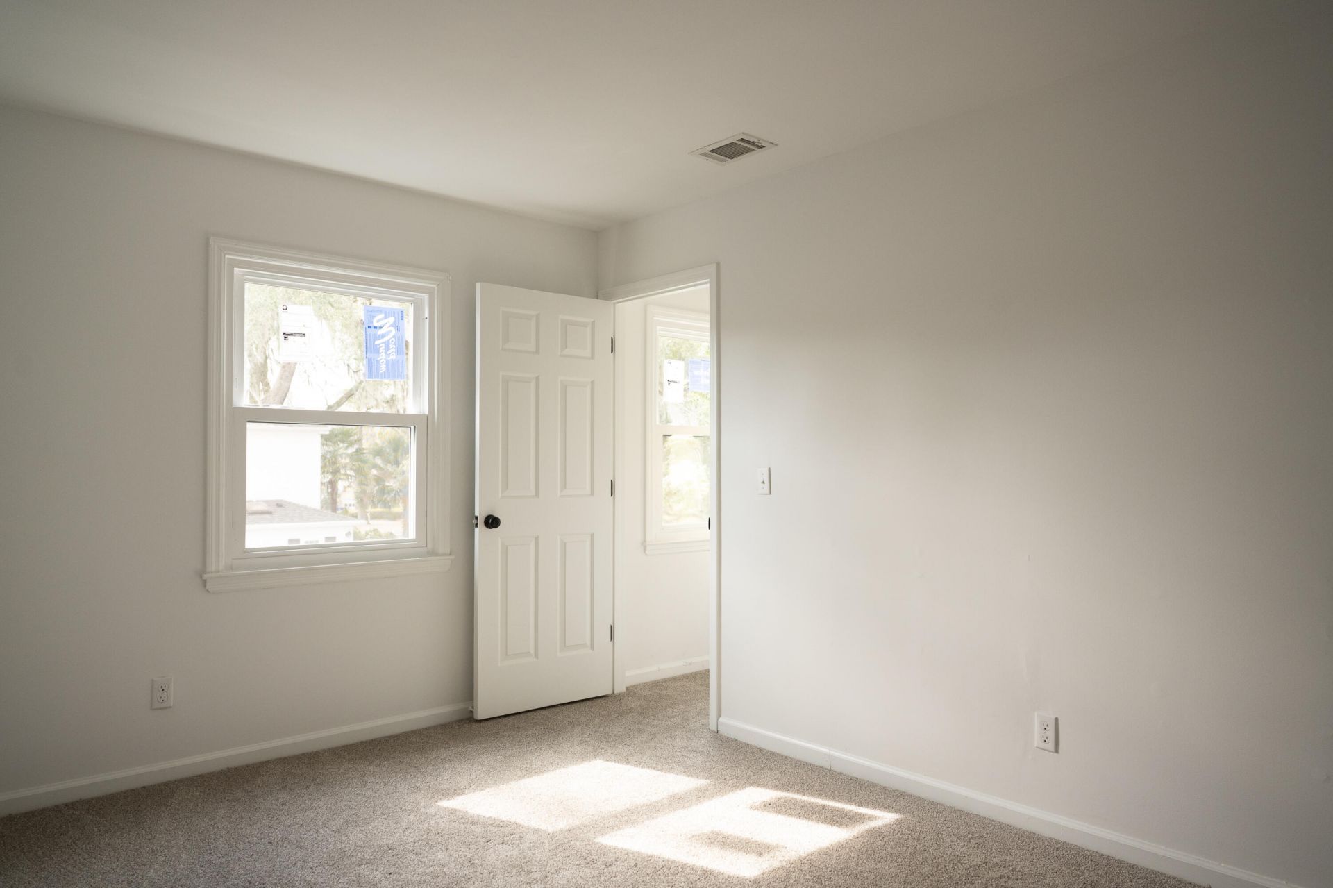 975 Harbor Oaks Drive Photo 34