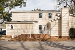 975 Harbor Oaks Drive photo 4