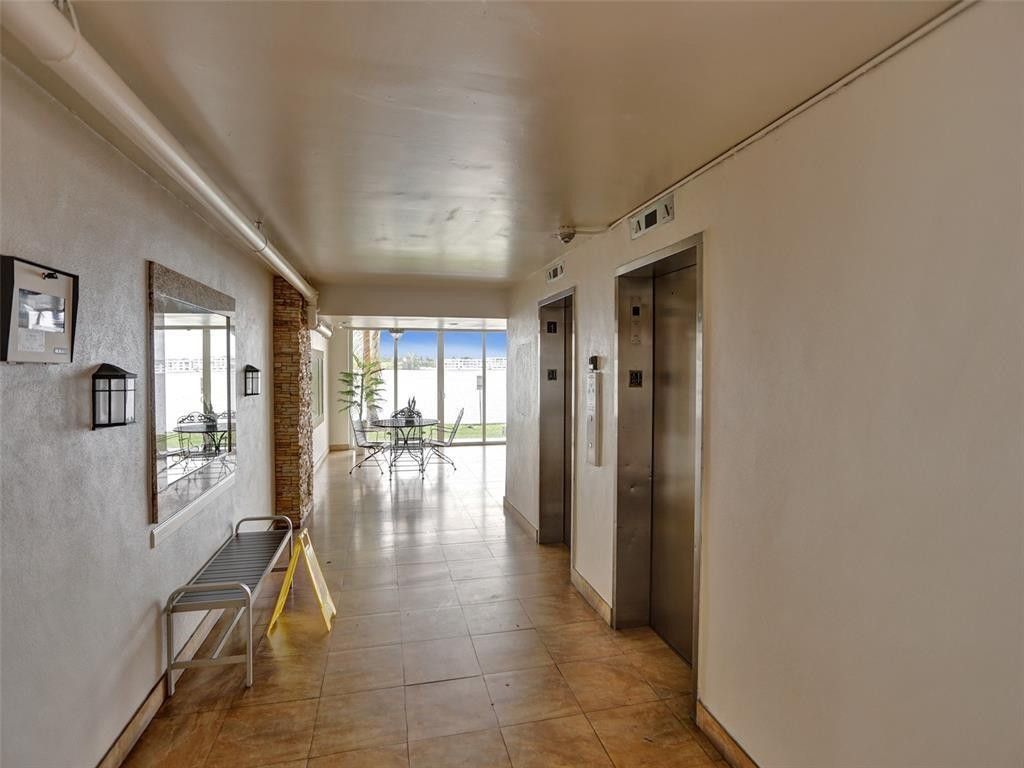 1175 NE Miami Gardens Dr, Unit 405, Miami, FL 33179 Photo