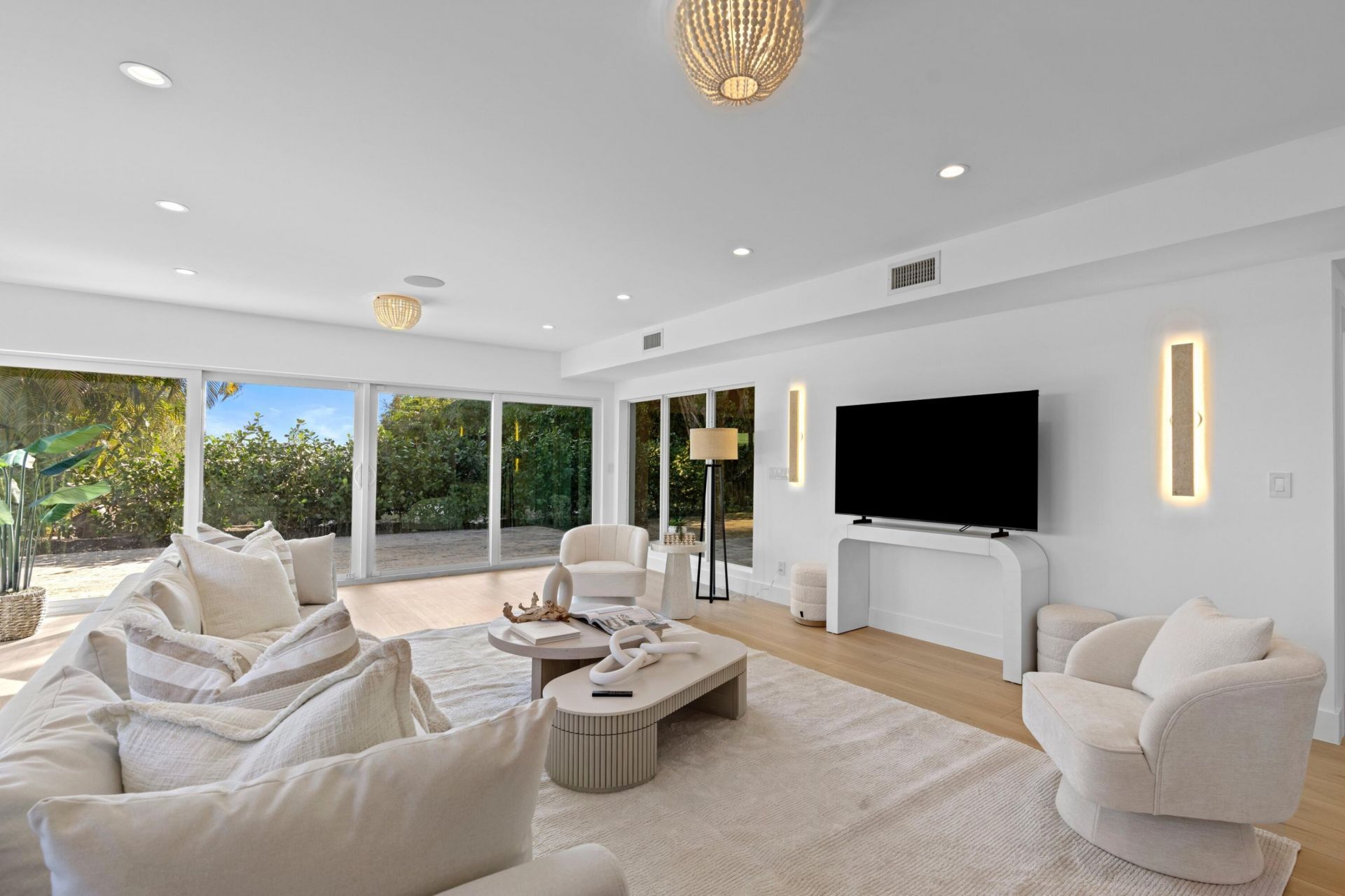 3608 Washington Road, West Palm Beach, FL 33405 Photo