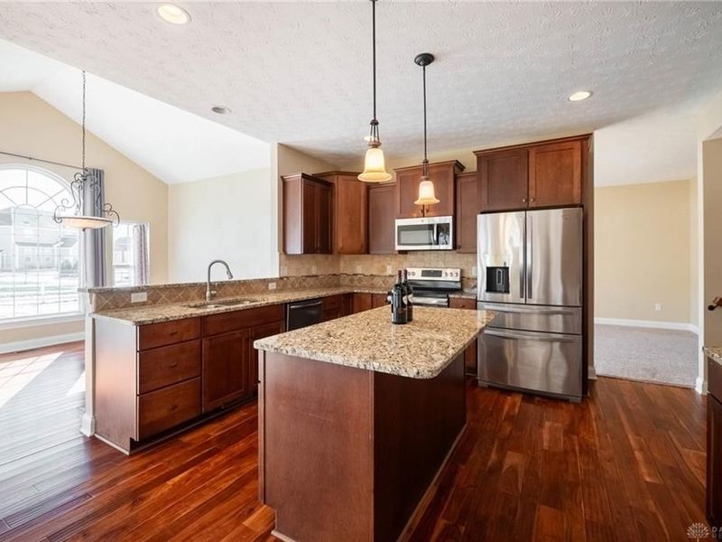 1298 Patriot Way, Beavercreek, OH 45434 Photo 10