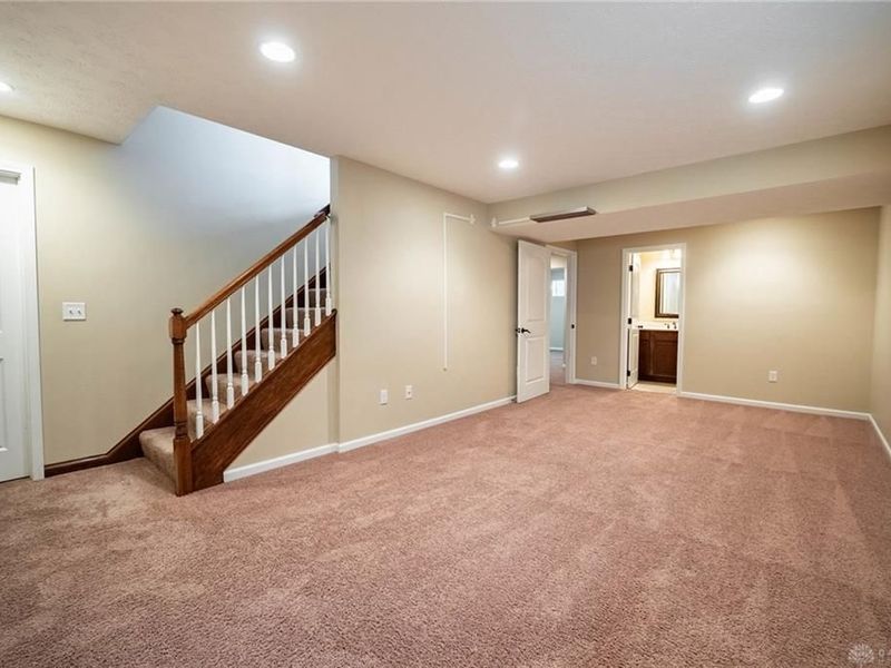 1298 Patriot Way, Beavercreek, OH 45434 Photo 38