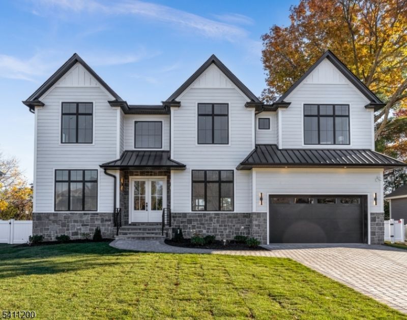 11 Garvey Pl, Glen Rock, NJ 07452 Main Photo