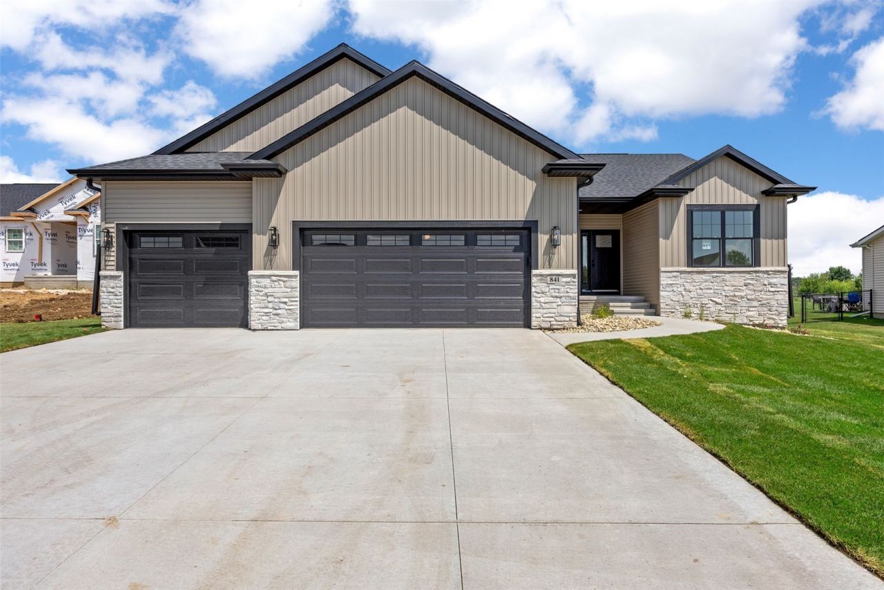841 Longbow Court, Marion, IA 52302 Main Photo