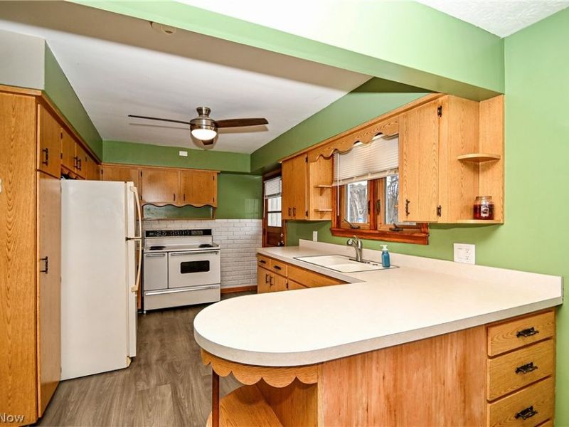 3218 Pickle Road, Akron, OH 44312 Photo 6