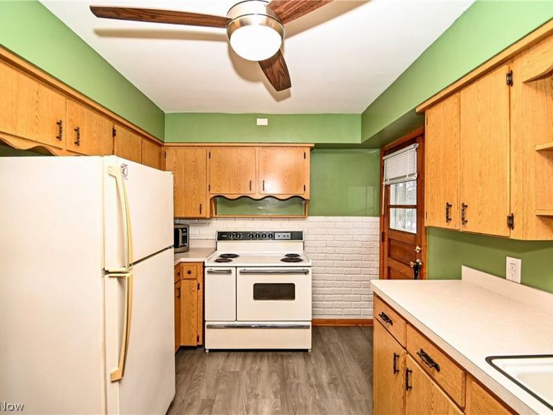 3218 Pickle Road, Akron, OH 44312 Photo 7