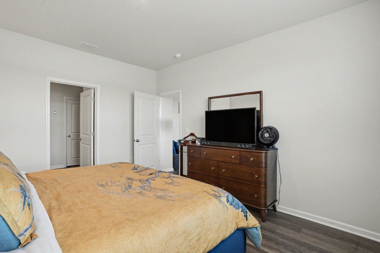 3100 Fair Ridge Way  Photo 14