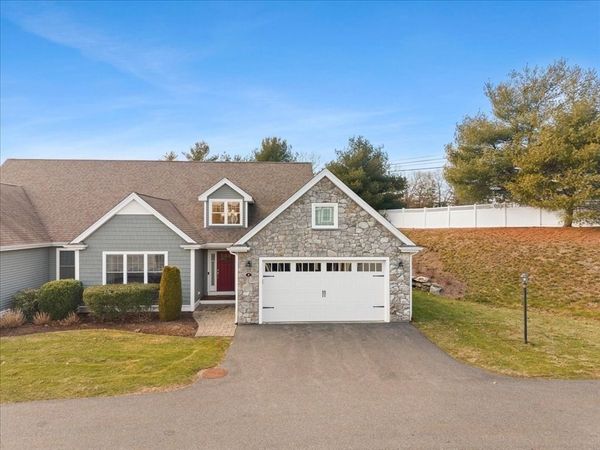8 Eagle Way, Unit 8, Lakeville, MA 02347