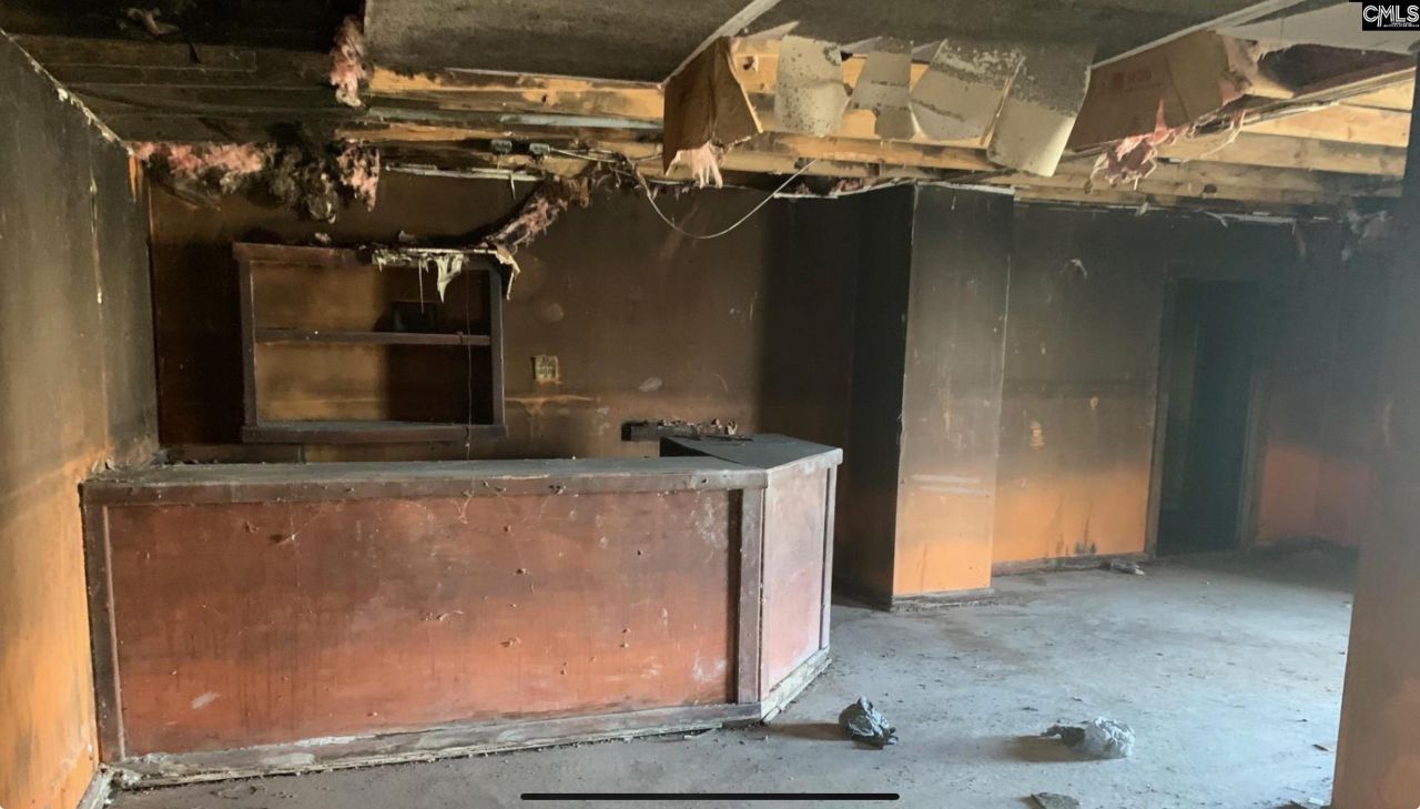 3836 W Beltline Blvd  Photo 4