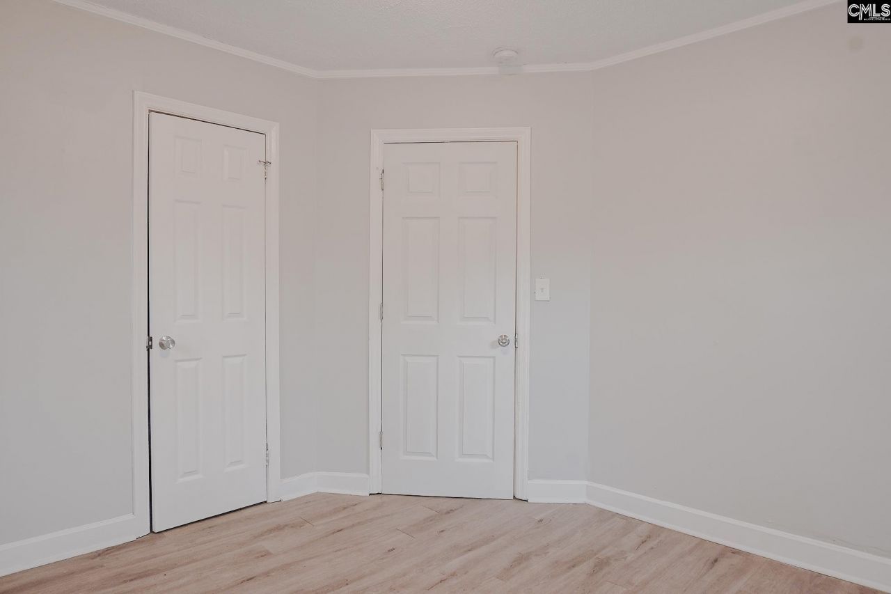 3057 Truman Street Photo 12