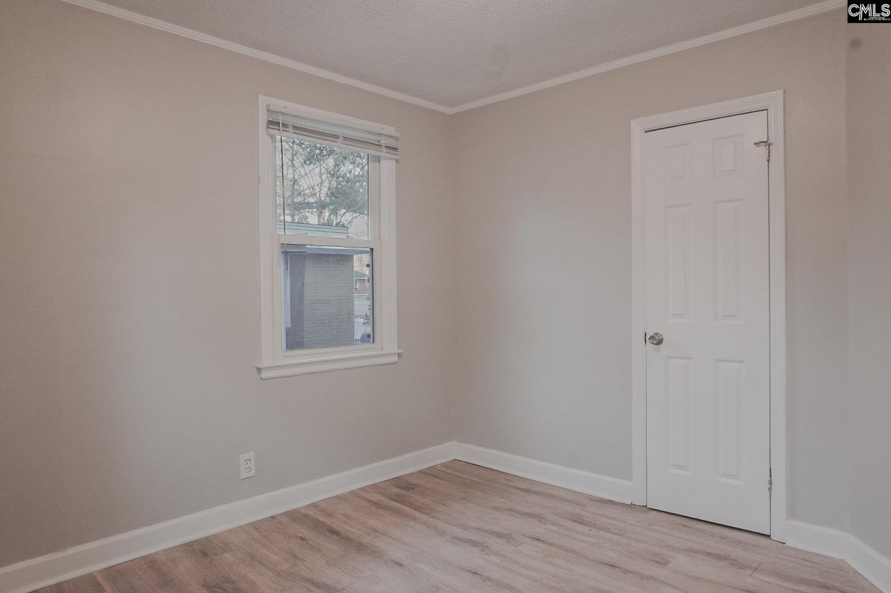 3057 Truman Street Photo 13