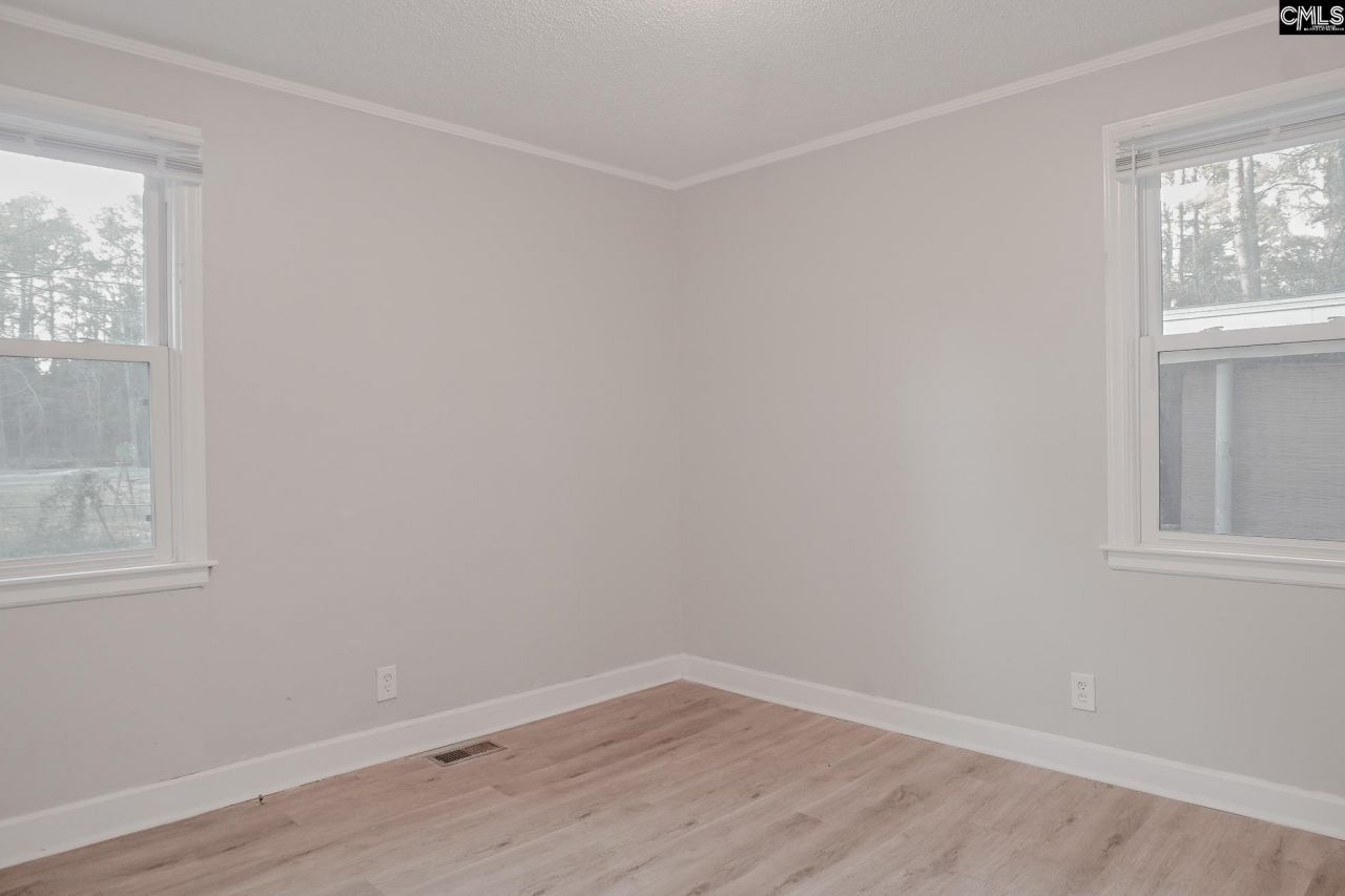 3057 Truman Street Photo 14