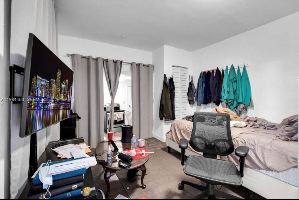 914 NW 80th St, Miami, FL 33150 Photo