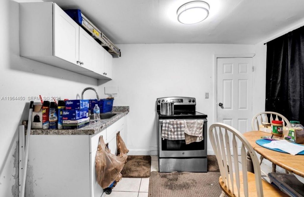 914 NW 80th St, Miami, FL 33150 Photo