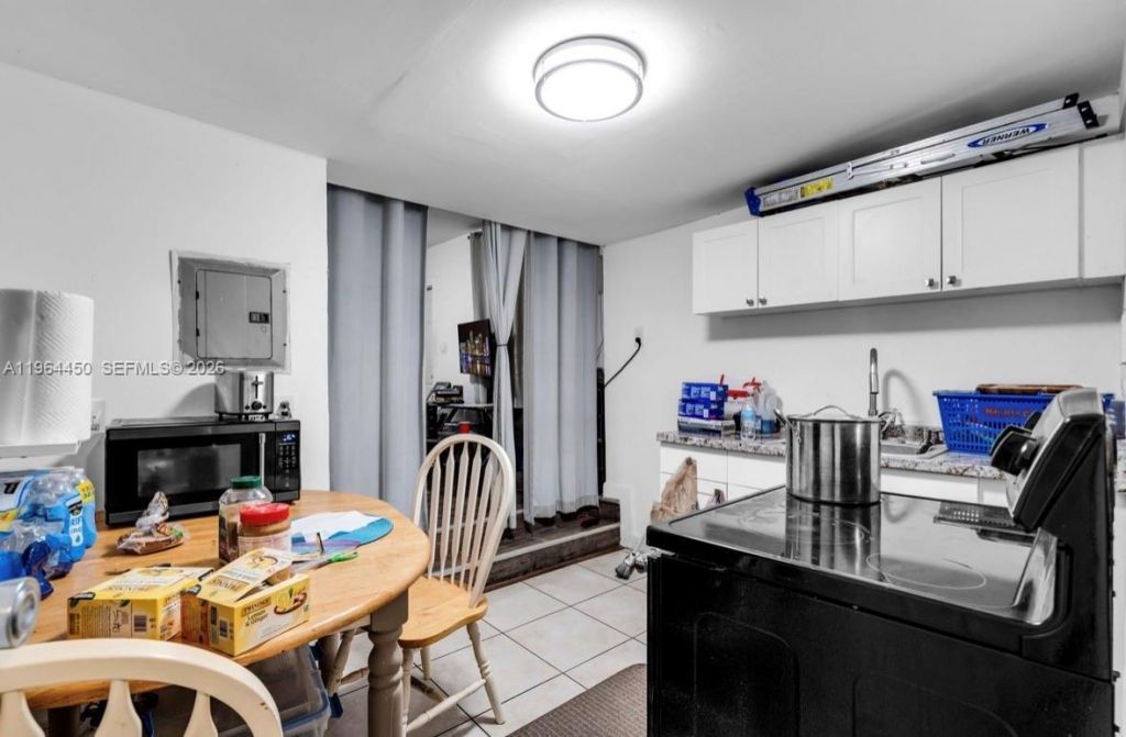 914 NW 80th St, Miami, FL 33150 Photo