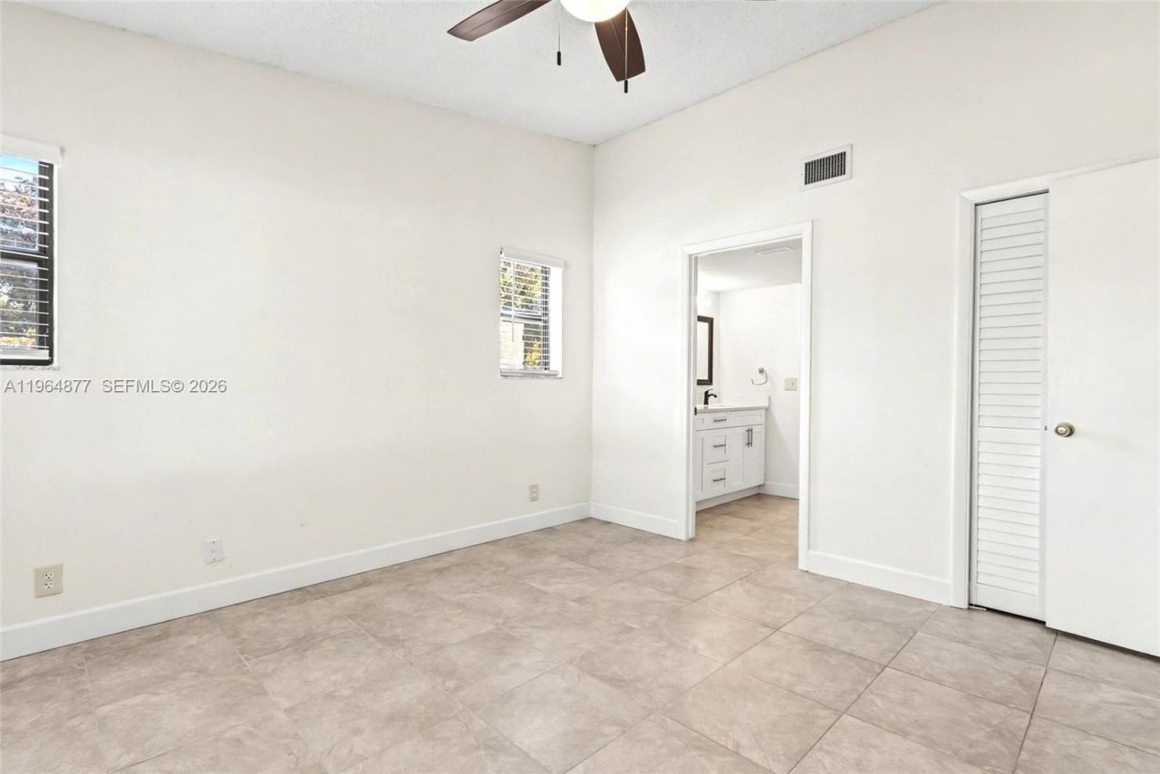 6551 Arleigh Ct , Unit 208, Boca Raton, FL 33433 Photo