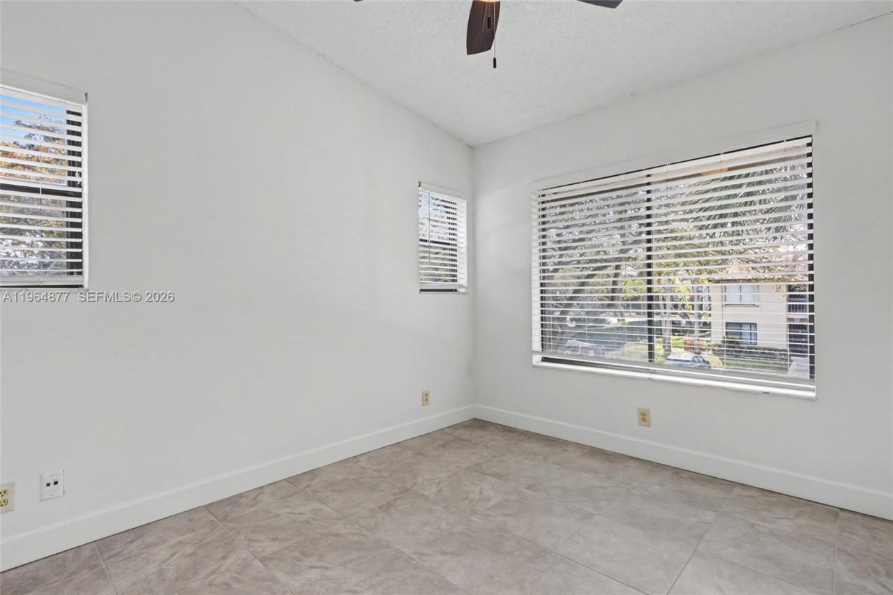 6551 Arleigh Ct , Unit 208, Boca Raton, FL 33433 Photo