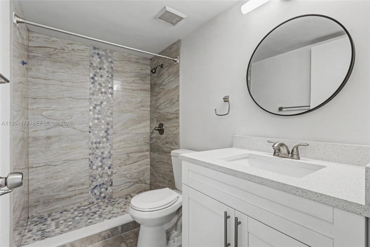 6551 Arleigh Ct , Unit 208, Boca Raton, FL 33433 Photo